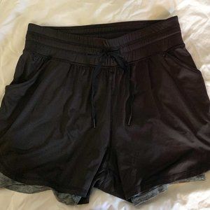 LIVI Shorts
